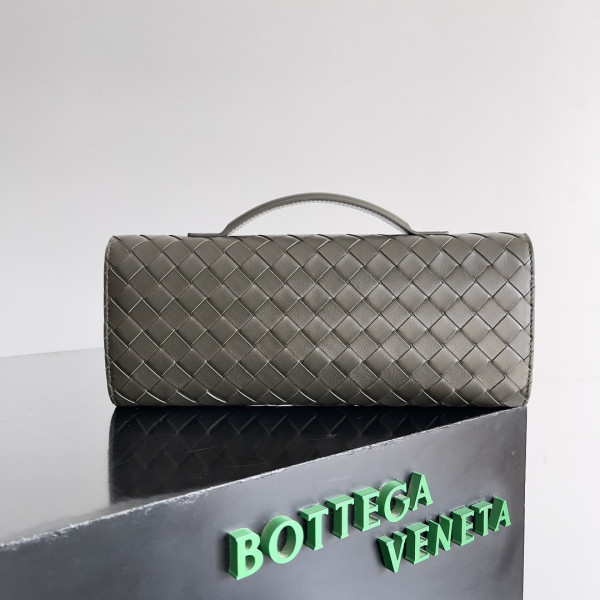 BOTTEGA VENETA Long Clutch Andiamo With Handle-31*13*3CM [741511-3] CELINE CHANEL ACCESSORIES LOEWE SHOES LOUIS VUITTON DIRO YSL OTHER BRAND HANDBAGS BALENCIAGA BOTTEGA VENETA GOYARD HERMES BURBERRY VALENTINO GUCCI FENDI MIUMIU CHLOE PRADA BVLGARI SUITCASE NEW ARRIVAL 