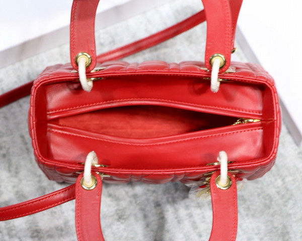SALVATORE FERRAGAMO BELT [C21JY-021125] CELINE CHANEL ACCESSORIES LOEWE SHOES LOUIS VUITTON DIRO YSL OTHER BRAND HANDBAGS BALENCIAGA BOTTEGA VENETA GOYARD HERMES BURBERRY VALENTINO GUCCI FENDI MIUMIU CHLOE PRADA BVLGARI SUITCASE NEW ARRIVAL 