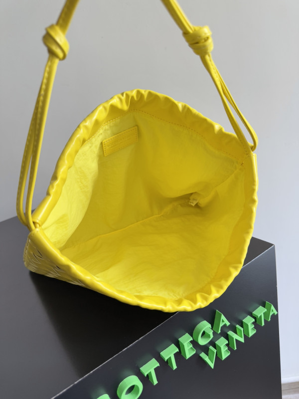 BOTTEGA VENETA Medium Dustbag [796728-5] CELINE CHANEL ACCESSORIES LOEWE SHOES LOUIS VUITTON DIRO YSL OTHER BRAND HANDBAGS BALENCIAGA BOTTEGA VENETA GOYARD HERMES BURBERRY VALENTINO GUCCI FENDI MIUMIU CHLOE PRADA BVLGARI SUITCASE NEW ARRIVAL 