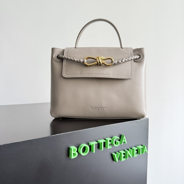 (image for) BOTTEGA VENETA small Ciao Ciao- 26*19*10.5CM