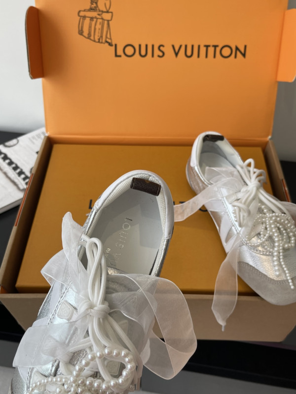 LOUIS VUITTON Sneakerina [C21JW-081137] CELINE CHANEL ACCESSORIES LOEWE SHOES LOUIS VUITTON DIRO YSL OTHER BRAND HANDBAGS BALENCIAGA BOTTEGA VENETA GOYARD HERMES BURBERRY VALENTINO GUCCI FENDI MIUMIU CHLOE PRADA BVLGARI SUITCASE NEW ARRIVAL 