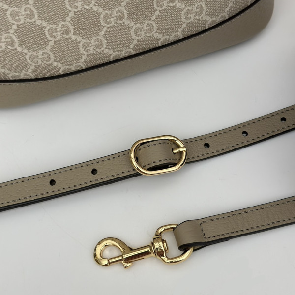 Gucci Ophidia small tote bag - 22*18*10CM [811716米胶燕麦] CELINE CHANEL ACCESSORIES LOEWE SHOES LOUIS VUITTON DIRO YSL OTHER BRAND HANDBAGS BALENCIAGA BOTTEGA VENETA GOYARD HERMES BURBERRY VALENTINO GUCCI FENDI MIUMIU CHLOE PRADA BVLGARI SUITCASE NEW ARRIVAL 