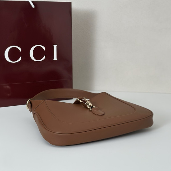 Gucci Jackie 1961 small shoulder bag-27.5*19*4CM [810232棕色] CELINE CHANEL ACCESSORIES LOEWE SHOES LOUIS VUITTON DIRO YSL OTHER BRAND HANDBAGS BALENCIAGA BOTTEGA VENETA GOYARD HERMES BURBERRY VALENTINO GUCCI FENDI MIUMIU CHLOE PRADA BVLGARI SUITCASE NEW ARRIVAL 