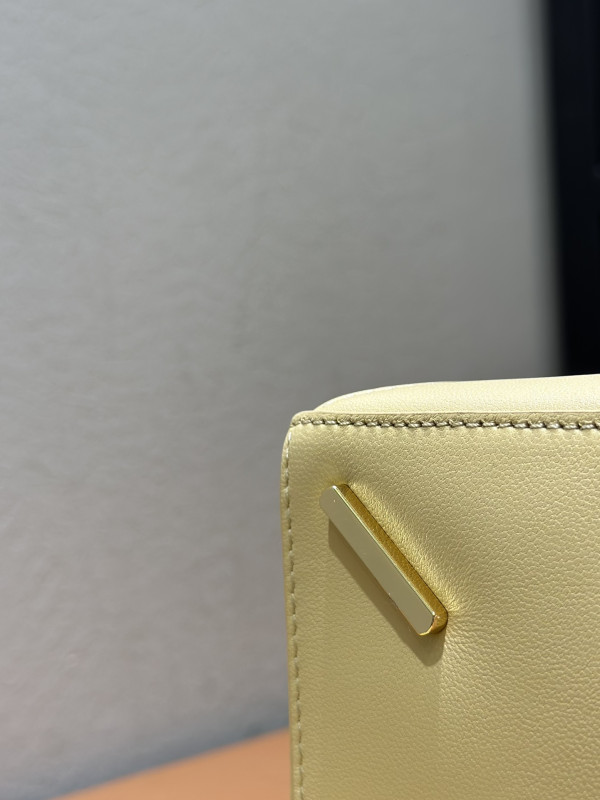Lowee Small Puzzle Bag-24*16*10.5cm [C21JP-030242] CELINE CHANEL ACCESSORIES LOEWE SHOES LOUIS VUITTON DIRO YSL OTHER BRAND HANDBAGS BALENCIAGA BOTTEGA VENETA GOYARD HERMES BURBERRY VALENTINO GUCCI FENDI MIUMIU CHLOE PRADA BVLGARI SUITCASE NEW ARRIVAL 