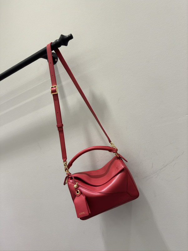 Lowee Small Puzzle Bag-24*16*10.5cm [C21JP-025347] CELINE CHANEL ACCESSORIES LOEWE SHOES LOUIS VUITTON DIRO YSL OTHER BRAND HANDBAGS BALENCIAGA BOTTEGA VENETA GOYARD HERMES BURBERRY VALENTINO GUCCI FENDI MIUMIU CHLOE PRADA BVLGARI SUITCASE NEW ARRIVAL 