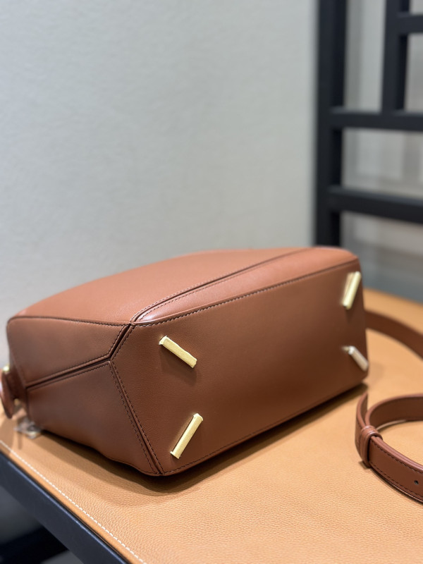 Lowee Small Puzzle Bag-24*16*10.5cm [C21JP-025050] CELINE CHANEL ACCESSORIES LOEWE SHOES LOUIS VUITTON DIRO YSL OTHER BRAND HANDBAGS BALENCIAGA BOTTEGA VENETA GOYARD HERMES BURBERRY VALENTINO GUCCI FENDI MIUMIU CHLOE PRADA BVLGARI SUITCASE NEW ARRIVAL 