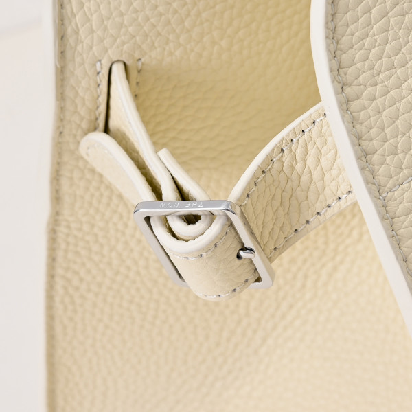 THE ROW MARGAUX 12 - 38x18x23CM [C21JN-082908] CELINE CHANEL ACCESSORIES LOEWE SHOES LOUIS VUITTON DIRO YSL OTHER BRAND HANDBAGS BALENCIAGA BOTTEGA VENETA GOYARD HERMES BURBERRY VALENTINO GUCCI FENDI MIUMIU CHLOE PRADA BVLGARI SUITCASE NEW ARRIVAL 