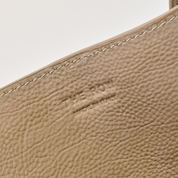 The row To Go large tote bag - 24x28x9.5CM [C21JN-080755] CELINE CHANEL ACCESSORIES LOEWE SHOES LOUIS VUITTON DIRO YSL OTHER BRAND HANDBAGS BALENCIAGA BOTTEGA VENETA GOYARD HERMES BURBERRY VALENTINO GUCCI FENDI MIUMIU CHLOE PRADA BVLGARI SUITCASE NEW ARRIVAL 