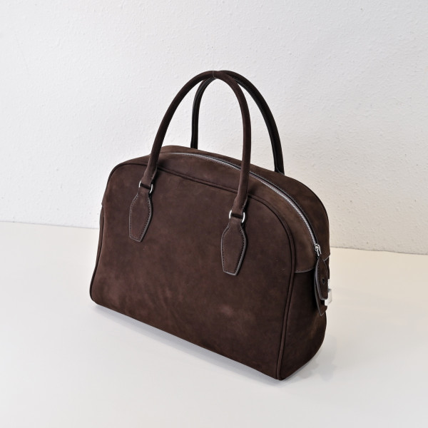 The row Park Bowling bag - 32*13*28CM [C21JN-080236] CELINE CHANEL ACCESSORIES LOEWE SHOES LOUIS VUITTON DIRO YSL OTHER BRAND HANDBAGS BALENCIAGA BOTTEGA VENETA GOYARD HERMES BURBERRY VALENTINO GUCCI FENDI MIUMIU CHLOE PRADA BVLGARI SUITCASE NEW ARRIVAL 