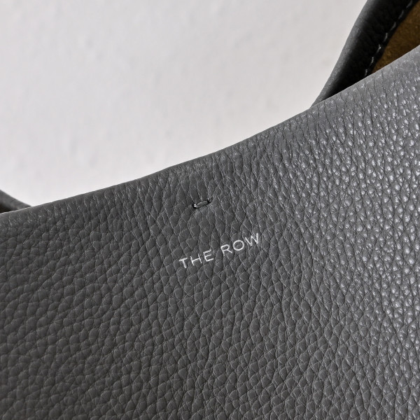 The row Park tote bag - 50*25*29CM [C21JN-080126] CELINE CHANEL ACCESSORIES LOEWE SHOES LOUIS VUITTON DIRO YSL OTHER BRAND HANDBAGS BALENCIAGA BOTTEGA VENETA GOYARD HERMES BURBERRY VALENTINO GUCCI FENDI MIUMIU CHLOE PRADA BVLGARI SUITCASE NEW ARRIVAL 