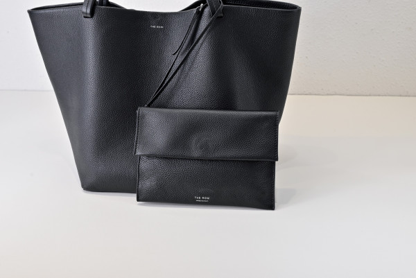 The row Park tote bag - 50*25*29CM [C21JN-075954] CELINE CHANEL ACCESSORIES LOEWE SHOES LOUIS VUITTON DIRO YSL OTHER BRAND HANDBAGS BALENCIAGA BOTTEGA VENETA GOYARD HERMES BURBERRY VALENTINO GUCCI FENDI MIUMIU CHLOE PRADA BVLGARI SUITCASE NEW ARRIVAL 