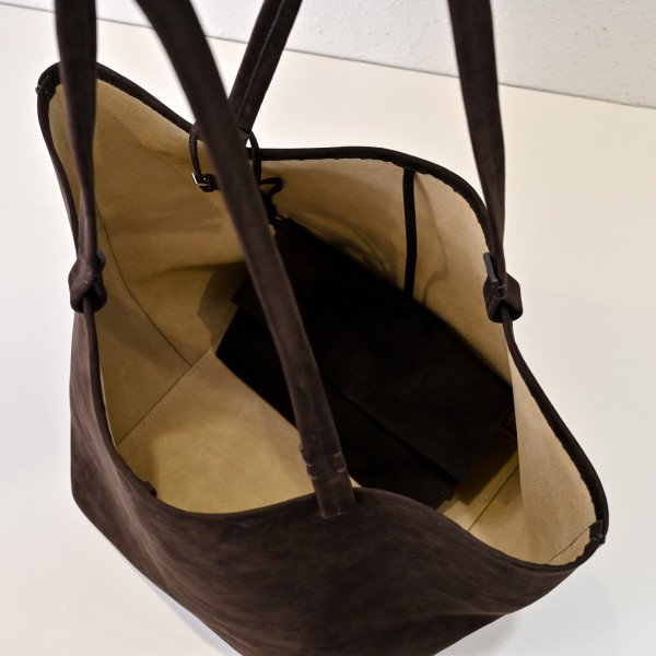 The row Park tote bag - 50*25*29CM [C21JN-075807] CELINE CHANEL ACCESSORIES LOEWE SHOES LOUIS VUITTON DIRO YSL OTHER BRAND HANDBAGS BALENCIAGA BOTTEGA VENETA GOYARD HERMES BURBERRY VALENTINO GUCCI FENDI MIUMIU CHLOE PRADA BVLGARI SUITCASE NEW ARRIVAL 