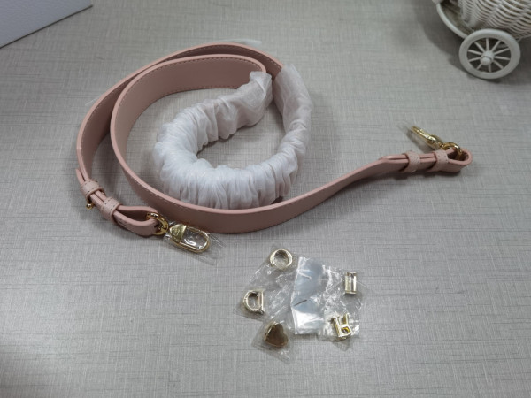 LADY DI0R-20CM [C21JL-020239] CELINE CHANEL ACCESSORIES LOEWE SHOES LOUIS VUITTON DIRO YSL OTHER BRAND HANDBAGS BALENCIAGA BOTTEGA VENETA GOYARD HERMES BURBERRY VALENTINO GUCCI FENDI MIUMIU CHLOE PRADA BVLGARI SUITCASE NEW ARRIVAL 