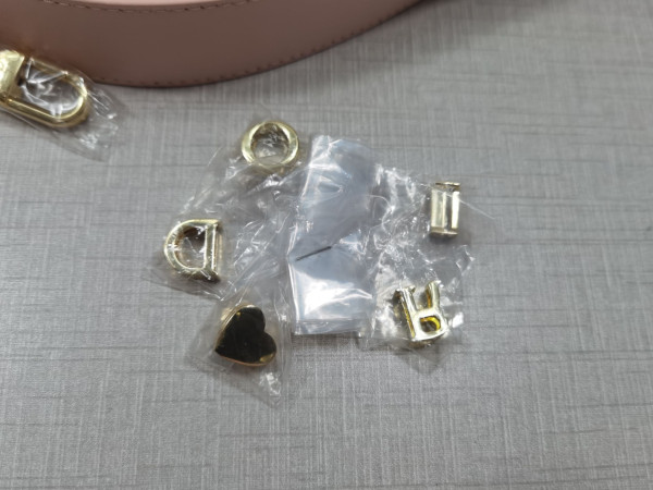 LADY DI0R-20CM [C21JL-020239] CELINE CHANEL ACCESSORIES LOEWE SHOES LOUIS VUITTON DIRO YSL OTHER BRAND HANDBAGS BALENCIAGA BOTTEGA VENETA GOYARD HERMES BURBERRY VALENTINO GUCCI FENDI MIUMIU CHLOE PRADA BVLGARI SUITCASE NEW ARRIVAL 