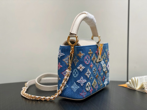 LOUIS VUITTON CAPUCINES MINI-21*14*8CM [M12947蓝色牛仔] CELINE CHANEL ACCESSORIES LOEWE SHOES LOUIS VUITTON DIRO YSL OTHER BRAND HANDBAGS BALENCIAGA BOTTEGA VENETA GOYARD HERMES BURBERRY VALENTINO GUCCI FENDI MIUMIU CHLOE PRADA BVLGARI SUITCASE NEW ARRIVAL 