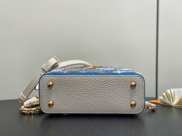 LOUIS VUITTON CAPUCINES MINI-21*14*8CM [M12947蓝色牛仔] CELINE CHANEL ACCESSORIES LOEWE SHOES LOUIS VUITTON DIRO YSL OTHER BRAND HANDBAGS BALENCIAGA BOTTEGA VENETA GOYARD HERMES BURBERRY VALENTINO GUCCI FENDI MIUMIU CHLOE PRADA BVLGARI SUITCASE NEW ARRIVAL 