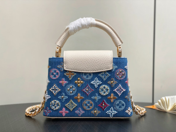 LOUIS VUITTON CAPUCINES MINI-21*14*8CM [M12947蓝色牛仔] CELINE CHANEL ACCESSORIES LOEWE SHOES LOUIS VUITTON DIRO YSL OTHER BRAND HANDBAGS BALENCIAGA BOTTEGA VENETA GOYARD HERMES BURBERRY VALENTINO GUCCI FENDI MIUMIU CHLOE PRADA BVLGARI SUITCASE NEW ARRIVAL 