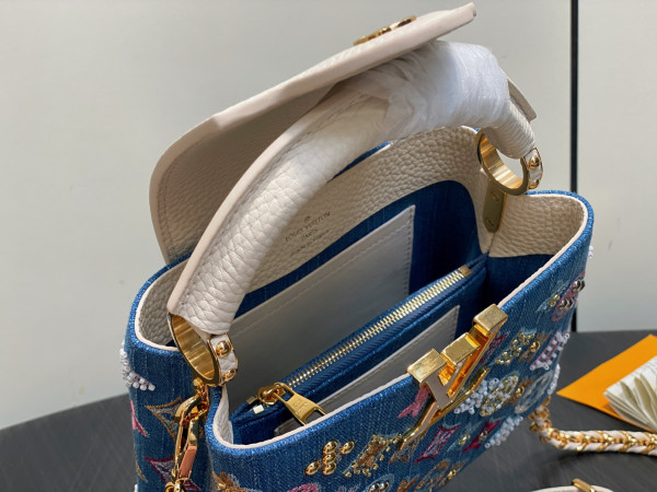 LOUIS VUITTON CAPUCINES MINI-21*14*8CM [M12947蓝色牛仔] CELINE CHANEL ACCESSORIES LOEWE SHOES LOUIS VUITTON DIRO YSL OTHER BRAND HANDBAGS BALENCIAGA BOTTEGA VENETA GOYARD HERMES BURBERRY VALENTINO GUCCI FENDI MIUMIU CHLOE PRADA BVLGARI SUITCASE NEW ARRIVAL 