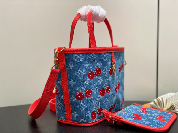 LOUIS VUITTON Neverfull Bandoulière Inside Out BB [M14997樱桃红] CELINE CHANEL ACCESSORIES LOEWE SHOES LOUIS VUITTON DIRO YSL OTHER BRAND HANDBAGS BALENCIAGA BOTTEGA VENETA GOYARD HERMES BURBERRY VALENTINO GUCCI FENDI MIUMIU CHLOE PRADA BVLGARI SUITCASE NEW ARRIVAL 