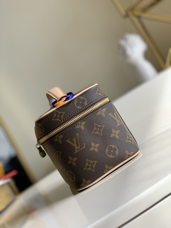 Louis Vuitton Nice Mini [M44495] CELINE CHANEL ACCESSORIES LOEWE SHOES LOUIS VUITTON DIRO YSL OTHER BRAND HANDBAGS BALENCIAGA BOTTEGA VENETA GOYARD HERMES BURBERRY VALENTINO GUCCI FENDI MIUMIU CHLOE PRADA BVLGARI SUITCASE NEW ARRIVAL 