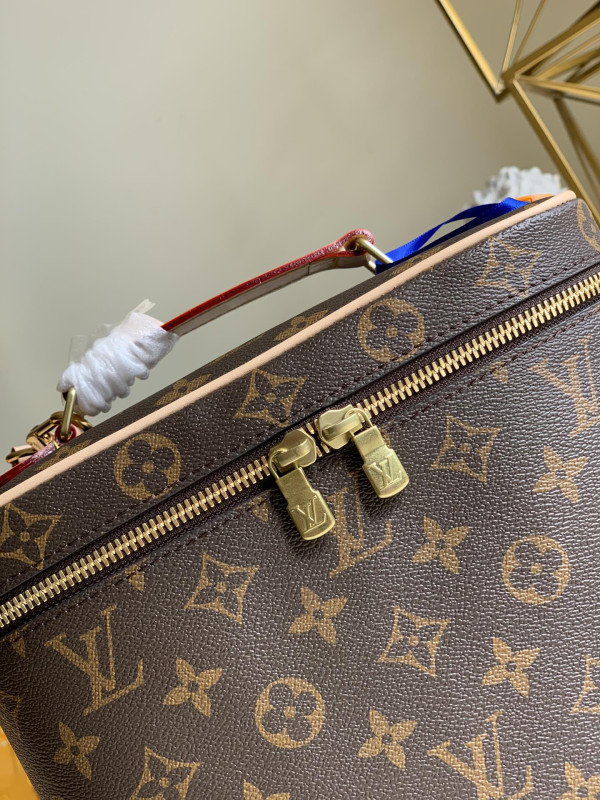 Louis Vuitton Nice BB [M42265] CELINE CHANEL ACCESSORIES LOEWE SHOES LOUIS VUITTON DIRO YSL OTHER BRAND HANDBAGS BALENCIAGA BOTTEGA VENETA GOYARD HERMES BURBERRY VALENTINO GUCCI FENDI MIUMIU CHLOE PRADA BVLGARI SUITCASE NEW ARRIVAL 