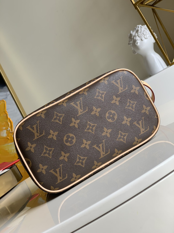 Louis Vuitton Nice BB [M42265] CELINE CHANEL ACCESSORIES LOEWE SHOES LOUIS VUITTON DIRO YSL OTHER BRAND HANDBAGS BALENCIAGA BOTTEGA VENETA GOYARD HERMES BURBERRY VALENTINO GUCCI FENDI MIUMIU CHLOE PRADA BVLGARI SUITCASE NEW ARRIVAL 