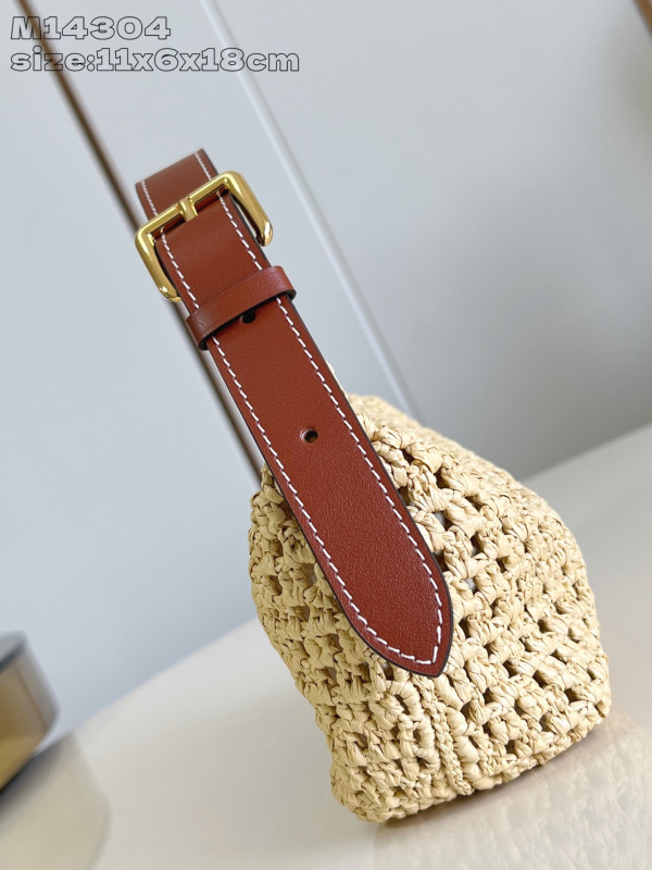 Louis Vuitton Hills Pochette [M14304] CELINE CHANEL ACCESSORIES LOEWE SHOES LOUIS VUITTON DIRO YSL OTHER BRAND HANDBAGS BALENCIAGA BOTTEGA VENETA GOYARD HERMES BURBERRY VALENTINO GUCCI FENDI MIUMIU CHLOE PRADA BVLGARI SUITCASE NEW ARRIVAL 