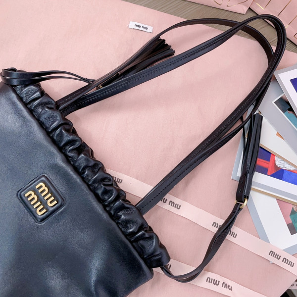 MiuMiu joie bag - 28x31CM [C21JI-080658] CELINE CHANEL ACCESSORIES LOEWE SHOES LOUIS VUITTON DIRO YSL OTHER BRAND HANDBAGS BALENCIAGA BOTTEGA VENETA GOYARD HERMES BURBERRY VALENTINO GUCCI FENDI MIUMIU CHLOE PRADA BVLGARI SUITCASE NEW ARRIVAL 