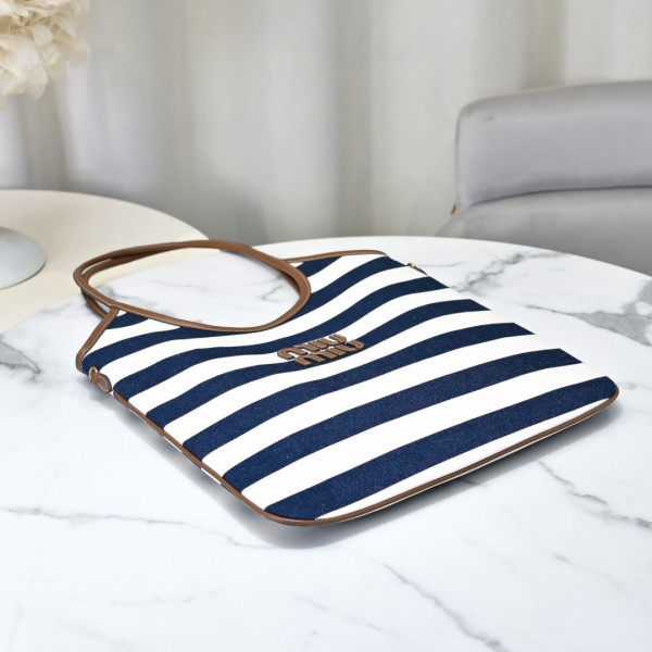 MiuMiu tote bag - 35x40CM [C21JI-080200] CELINE CHANEL ACCESSORIES LOEWE SHOES LOUIS VUITTON DIRO YSL OTHER BRAND HANDBAGS BALENCIAGA BOTTEGA VENETA GOYARD HERMES BURBERRY VALENTINO GUCCI FENDI MIUMIU CHLOE PRADA BVLGARI SUITCASE NEW ARRIVAL 