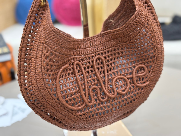 Chloe 25S summer banana hobo bag - 36*21.5*2cm [C21JI-075339] CELINE CHANEL ACCESSORIES LOEWE SHOES LOUIS VUITTON DIRO YSL OTHER BRAND HANDBAGS BALENCIAGA BOTTEGA VENETA GOYARD HERMES BURBERRY VALENTINO GUCCI FENDI MIUMIU CHLOE PRADA BVLGARI SUITCASE NEW ARRIVAL 