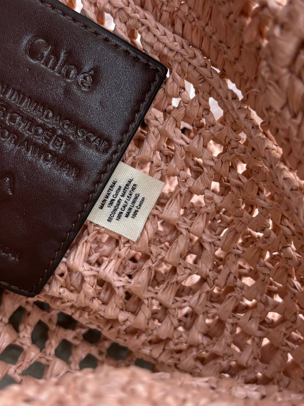 Chloe 25S summer banana tote - 37*33CM [C21JI-073627] CELINE CHANEL ACCESSORIES LOEWE SHOES LOUIS VUITTON DIRO YSL OTHER BRAND HANDBAGS BALENCIAGA BOTTEGA VENETA GOYARD HERMES BURBERRY VALENTINO GUCCI FENDI MIUMIU CHLOE PRADA BVLGARI SUITCASE NEW ARRIVAL 