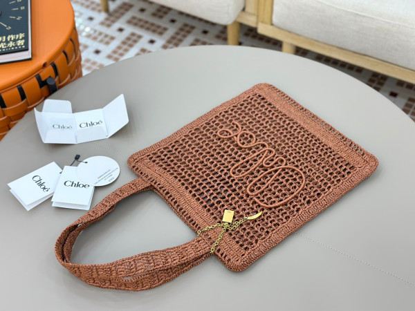 Chloe 25S summer banana tote - 37*33CM [C21JI-073243] CELINE CHANEL ACCESSORIES LOEWE SHOES LOUIS VUITTON DIRO YSL OTHER BRAND HANDBAGS BALENCIAGA BOTTEGA VENETA GOYARD HERMES BURBERRY VALENTINO GUCCI FENDI MIUMIU CHLOE PRADA BVLGARI SUITCASE NEW ARRIVAL 