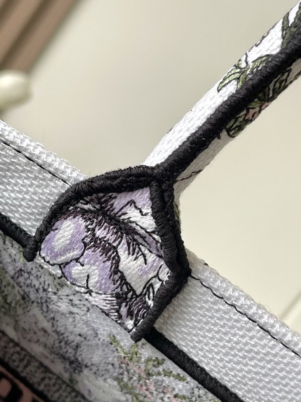 MEDIUM DIRO BOOK TOTE-36CM [C21H6-085450] CELINE CHANEL ACCESSORIES LOEWE SHOES LOUIS VUITTON DIRO YSL OTHER BRAND HANDBAGS BALENCIAGA BOTTEGA VENETA GOYARD HERMES BURBERRY VALENTINO GUCCI FENDI MIUMIU CHLOE PRADA BVLGARI SUITCASE NEW ARRIVAL 