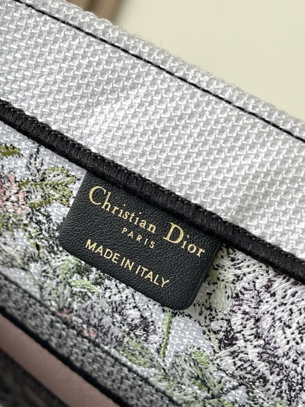 MEDIUM DIRO BOOK TOTE-36CM [C21H6-085450] CELINE CHANEL ACCESSORIES LOEWE SHOES LOUIS VUITTON DIRO YSL OTHER BRAND HANDBAGS BALENCIAGA BOTTEGA VENETA GOYARD HERMES BURBERRY VALENTINO GUCCI FENDI MIUMIU CHLOE PRADA BVLGARI SUITCASE NEW ARRIVAL 