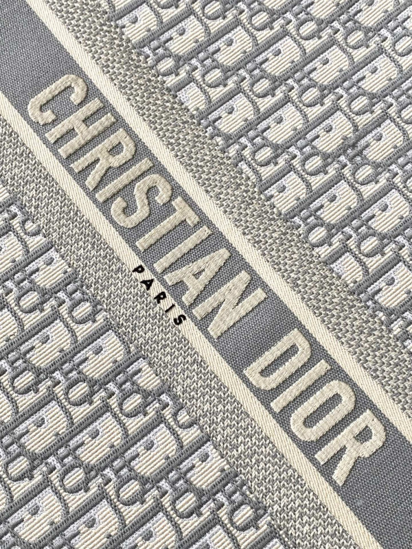 Large Diro Book Tote Grey-42cm [C21H6-084932] CELINE CHANEL ACCESSORIES LOEWE SHOES LOUIS VUITTON DIRO YSL OTHER BRAND HANDBAGS BALENCIAGA BOTTEGA VENETA GOYARD HERMES BURBERRY VALENTINO GUCCI FENDI MIUMIU CHLOE PRADA BVLGARI SUITCASE NEW ARRIVAL 