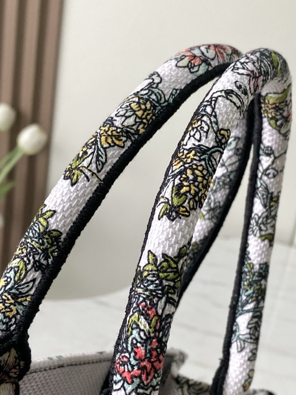 SMALL DIRO BOOK TOTE-26CM [C21H6-084430] CELINE CHANEL ACCESSORIES LOEWE SHOES LOUIS VUITTON DIRO YSL OTHER BRAND HANDBAGS BALENCIAGA BOTTEGA VENETA GOYARD HERMES BURBERRY VALENTINO GUCCI FENDI MIUMIU CHLOE PRADA BVLGARI SUITCASE NEW ARRIVAL 