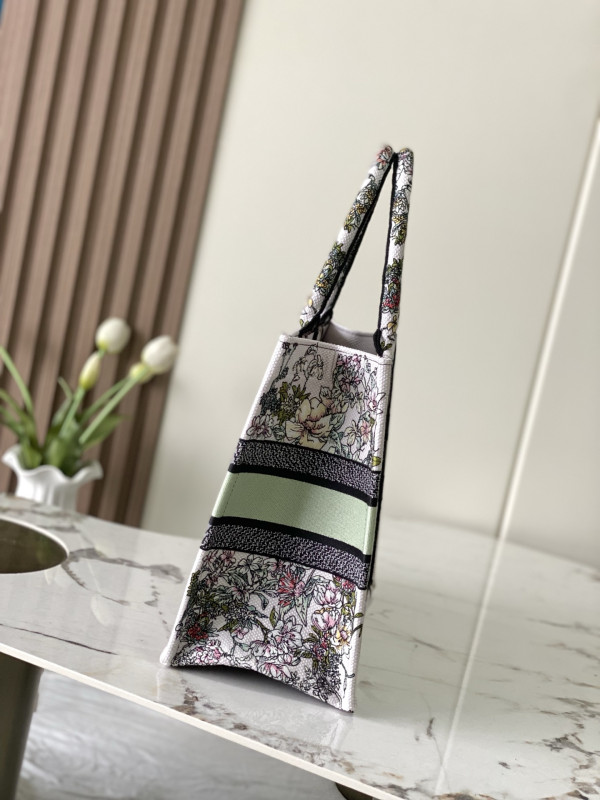 MEDIUM DIRO BOOK TOTE-36CM [C21H6-084326] CELINE CHANEL ACCESSORIES LOEWE SHOES LOUIS VUITTON DIRO YSL OTHER BRAND HANDBAGS BALENCIAGA BOTTEGA VENETA GOYARD HERMES BURBERRY VALENTINO GUCCI FENDI MIUMIU CHLOE PRADA BVLGARI SUITCASE NEW ARRIVAL 