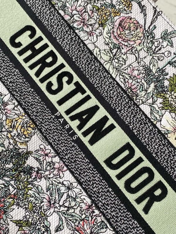MEDIUM DIRO BOOK TOTE-36CM [C21H6-084326] CELINE CHANEL ACCESSORIES LOEWE SHOES LOUIS VUITTON DIRO YSL OTHER BRAND HANDBAGS BALENCIAGA BOTTEGA VENETA GOYARD HERMES BURBERRY VALENTINO GUCCI FENDI MIUMIU CHLOE PRADA BVLGARI SUITCASE NEW ARRIVAL 