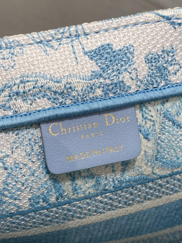 SMALL DIRO BOOK TOTE-26CM [C21EQ-083004] CELINE CHANEL ACCESSORIES LOEWE SHOES LOUIS VUITTON DIRO YSL OTHER BRAND HANDBAGS BALENCIAGA BOTTEGA VENETA GOYARD HERMES BURBERRY VALENTINO GUCCI FENDI MIUMIU CHLOE PRADA BVLGARI SUITCASE NEW ARRIVAL 