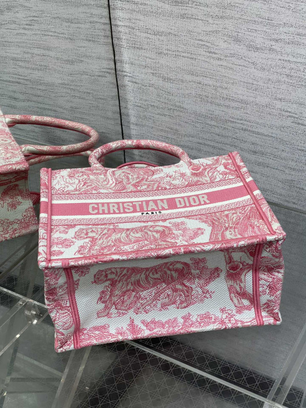 SMALL DIRO BOOK TOTE-26CM [C21EQ-082737] CELINE CHANEL ACCESSORIES LOEWE SHOES LOUIS VUITTON DIRO YSL OTHER BRAND HANDBAGS BALENCIAGA BOTTEGA VENETA GOYARD HERMES BURBERRY VALENTINO GUCCI FENDI MIUMIU CHLOE PRADA BVLGARI SUITCASE NEW ARRIVAL 