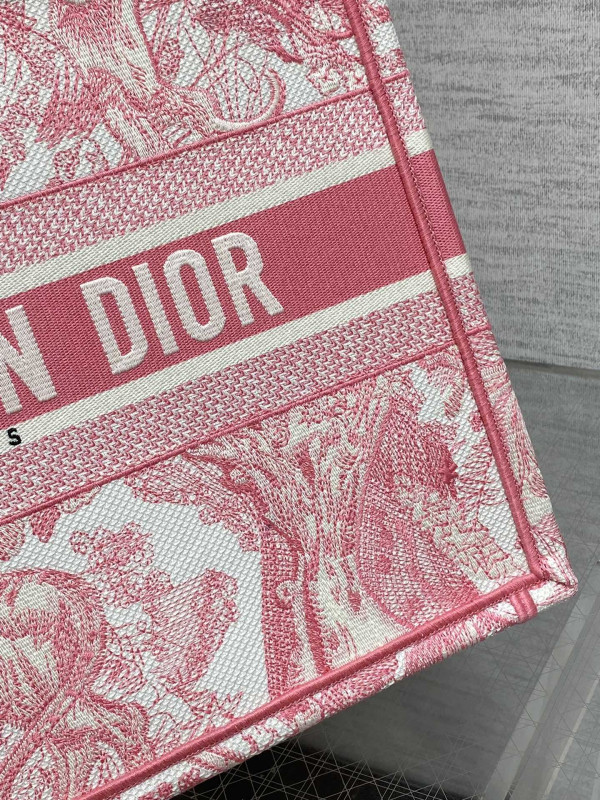 MEDIUM DIRO BOOK TOTE-36.5X27.5X16.5CM [C21EQ-082644] CELINE CHANEL ACCESSORIES LOEWE SHOES LOUIS VUITTON DIRO YSL OTHER BRAND HANDBAGS BALENCIAGA BOTTEGA VENETA GOYARD HERMES BURBERRY VALENTINO GUCCI FENDI MIUMIU CHLOE PRADA BVLGARI SUITCASE NEW ARRIVAL 
