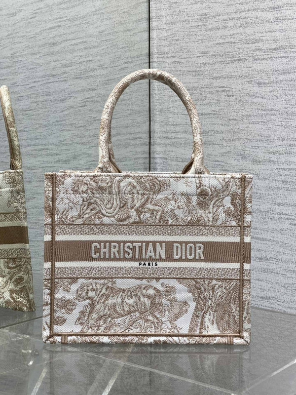 SMALL DIRO BOOK TOTE-26CM [C21EQ-082457] CELINE CHANEL ACCESSORIES LOEWE SHOES LOUIS VUITTON DIRO YSL OTHER BRAND HANDBAGS BALENCIAGA BOTTEGA VENETA GOYARD HERMES BURBERRY VALENTINO GUCCI FENDI MIUMIU CHLOE PRADA BVLGARI SUITCASE NEW ARRIVAL 
