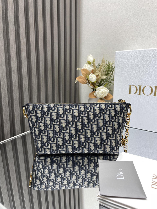 Dirostar Hobo Bag with Chain - 22*14.5*10CM [C21EQ-081601] CELINE CHANEL ACCESSORIES LOEWE SHOES LOUIS VUITTON DIRO YSL OTHER BRAND HANDBAGS BALENCIAGA BOTTEGA VENETA GOYARD HERMES BURBERRY VALENTINO GUCCI FENDI MIUMIU CHLOE PRADA BVLGARI SUITCASE NEW ARRIVAL 