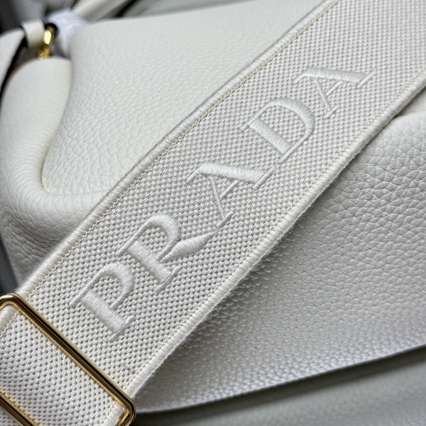 Prada Small leather bag - 23*21*10CM [1BC145] CELINE CHANEL ACCESSORIES LOEWE SHOES LOUIS VUITTON DIRO YSL OTHER BRAND HANDBAGS BALENCIAGA BOTTEGA VENETA GOYARD HERMES BURBERRY VALENTINO GUCCI FENDI MIUMIU CHLOE PRADA BVLGARI SUITCASE NEW ARRIVAL 