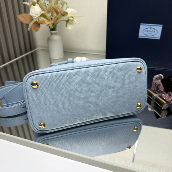 Prada Small Double Saffiano leather bag [1BG443] CELINE CHANEL ACCESSORIES LOEWE SHOES LOUIS VUITTON DIRO YSL OTHER BRAND HANDBAGS BALENCIAGA BOTTEGA VENETA GOYARD HERMES BURBERRY VALENTINO GUCCI FENDI MIUMIU CHLOE PRADA BVLGARI SUITCASE NEW ARRIVAL 