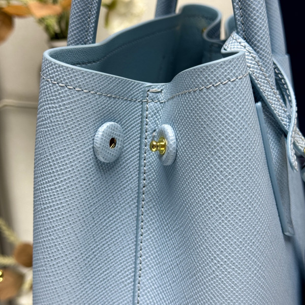 Prada Small Double Saffiano leather bag [1BG443] CELINE CHANEL ACCESSORIES LOEWE SHOES LOUIS VUITTON DIRO YSL OTHER BRAND HANDBAGS BALENCIAGA BOTTEGA VENETA GOYARD HERMES BURBERRY VALENTINO GUCCI FENDI MIUMIU CHLOE PRADA BVLGARI SUITCASE NEW ARRIVAL 