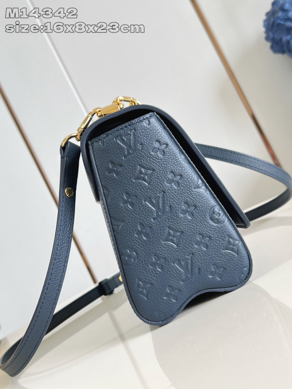 LOUIS VUITTON TWIST MM SLIM-16*8*23CM [M14342蓝] CELINE CHANEL ACCESSORIES LOEWE SHOES LOUIS VUITTON DIRO YSL OTHER BRAND HANDBAGS BALENCIAGA BOTTEGA VENETA GOYARD HERMES BURBERRY VALENTINO GUCCI FENDI MIUMIU CHLOE PRADA BVLGARI SUITCASE NEW ARRIVAL 