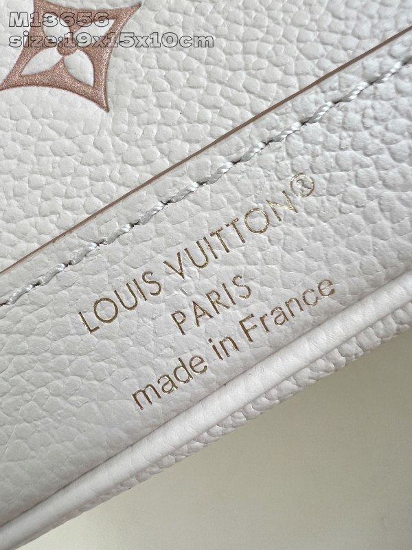 LOUIS VUITTON NANO NO? BACKPACK-19*15*10cm [M13656] CELINE CHANEL ACCESSORIES LOEWE SHOES LOUIS VUITTON DIRO YSL OTHER BRAND HANDBAGS BALENCIAGA BOTTEGA VENETA GOYARD HERMES BURBERRY VALENTINO GUCCI FENDI MIUMIU CHLOE PRADA BVLGARI SUITCASE NEW ARRIVAL 