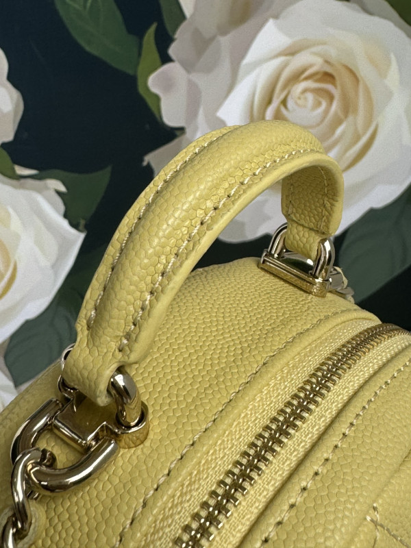 CL BACKPACK CAVIAR 18CM [C21EM-014838] CELINE CHANEL ACCESSORIES LOEWE SHOES LOUIS VUITTON DIRO YSL OTHER BRAND HANDBAGS BALENCIAGA BOTTEGA VENETA GOYARD HERMES BURBERRY VALENTINO GUCCI FENDI MIUMIU CHLOE PRADA BVLGARI SUITCASE NEW ARRIVAL 
