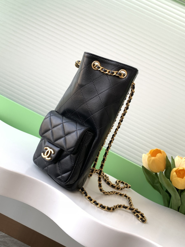 CL BACKPACK LAMBSKIN - 24.5*18*8CM [C21EK-025519] CELINE CHANEL ACCESSORIES LOEWE SHOES LOUIS VUITTON DIRO YSL OTHER BRAND HANDBAGS BALENCIAGA BOTTEGA VENETA GOYARD HERMES BURBERRY VALENTINO GUCCI FENDI MIUMIU CHLOE PRADA BVLGARI SUITCASE NEW ARRIVAL 